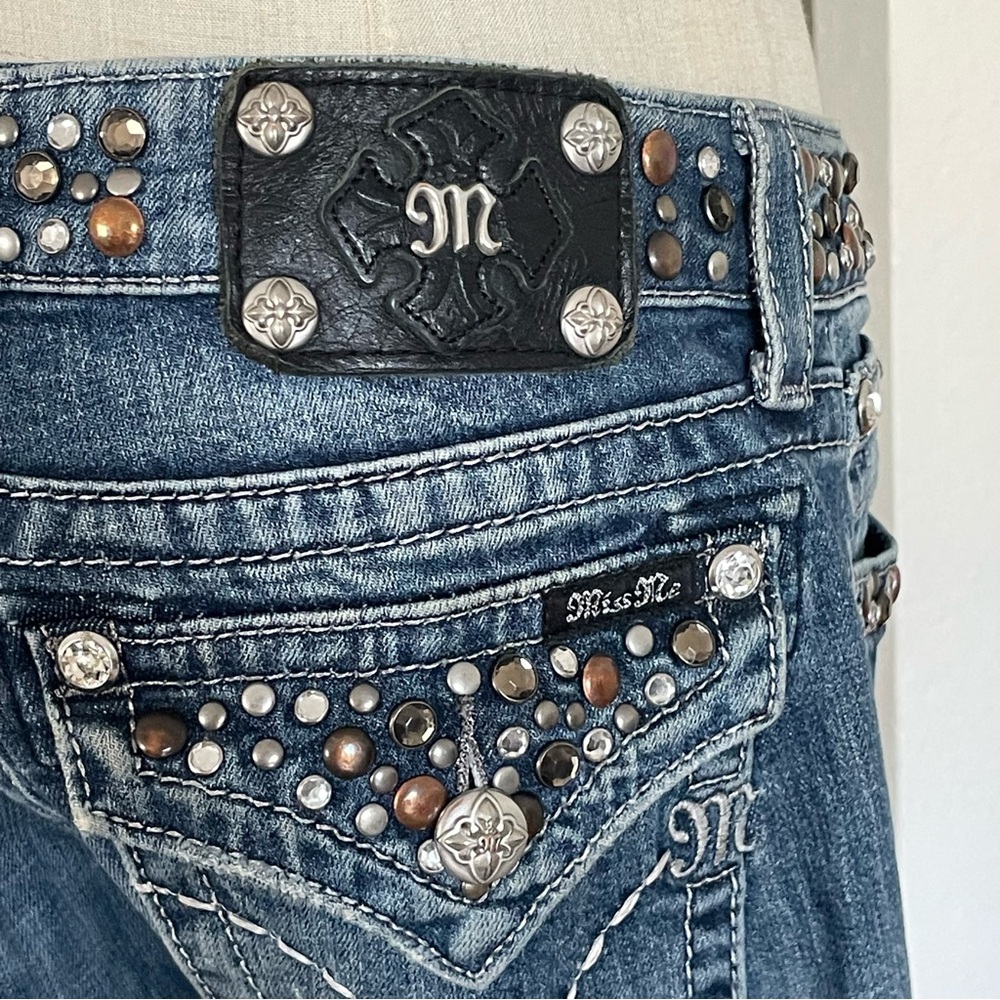SOLD Y2K Miss Me Cowgirl Biker Studded Rhinestone Low Rise Boot Cut Jeans - Picture 8 of 12